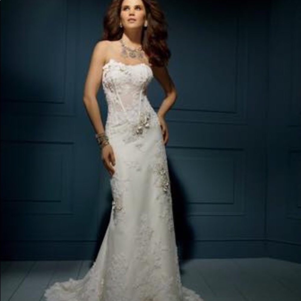 Alfred Angelo Wedding Dress
